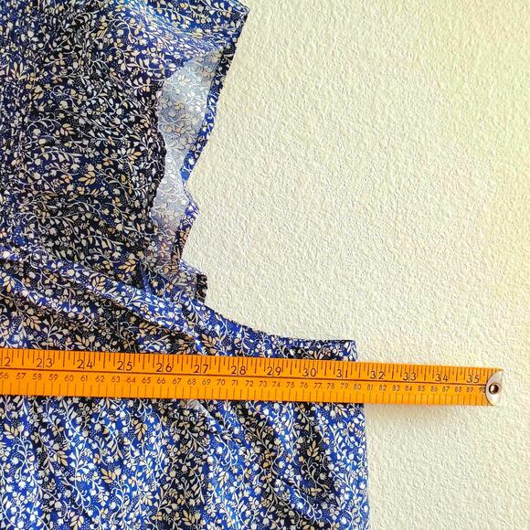 Old Navy Plus Size 4x Blue Yellow Floral Peephole Flutter Sleeve Top Blouse NEW - Picture 5 of 8